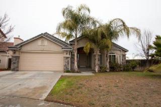6742 Simpson Ave, Fresno, CA 93727-1426