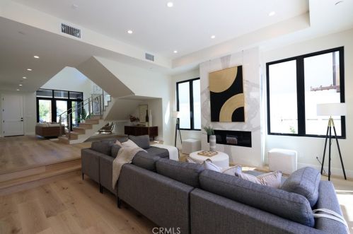 1813 Walnut Ave, Manhattan Beach CA  90266-5018 exterior