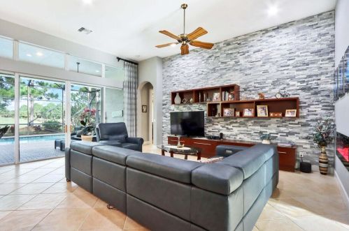 9532 Nuova Way, Port Saint Lucie FL  34986-2831 exterior