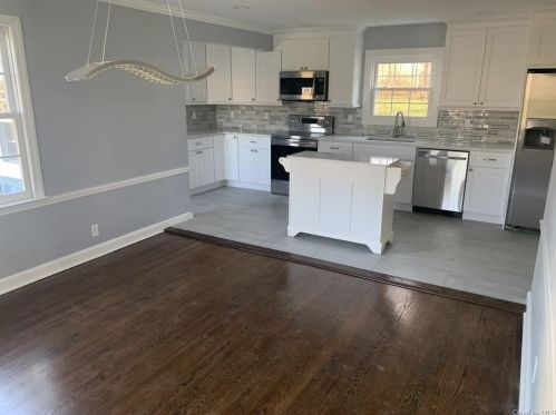 59 Chelsea Rd, White Plains, NY 10603-1003