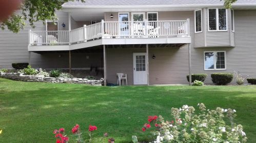 433 17th Dr, Sturgeon Bay, WI 54235-3276