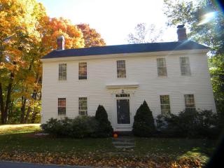 56 Osgood Rd, Charlton, MA 01507-5340