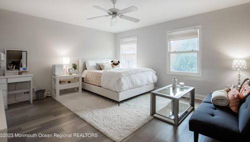14 Eastborne Dr, Little Silver NJ  07739-1235 exterior