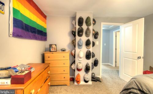 1702 Swedesboro Ave, West Deptford NJ  08066-1517 exterior