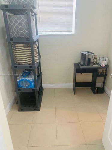 37 6th Ave, Dania Beach FL  33004-3262 exterior