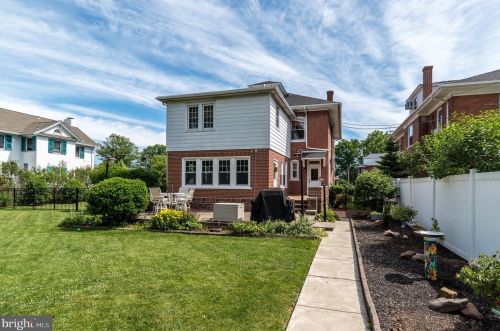 630 Columbia Ave, Lansdale PA 19446-3309 exterior