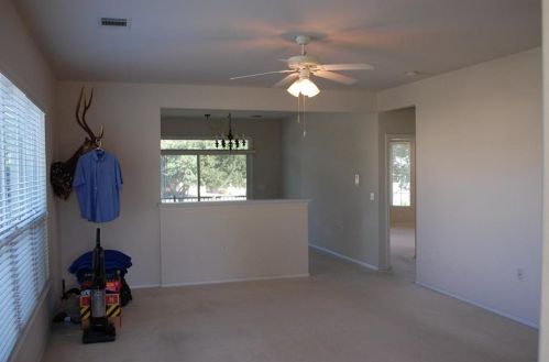 410 Sundance Ln, Georgetown, TX 78633-4992
