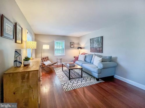 433 Jefferson Ave, Yardley PA  19067-2135 exterior