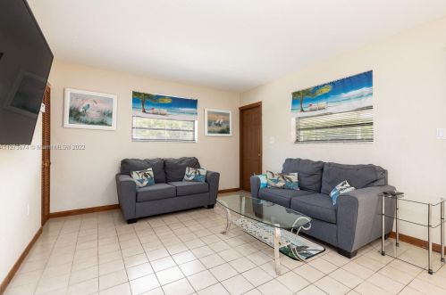 1 Garden Cove Dr, Key Largo, FL 33037-5007