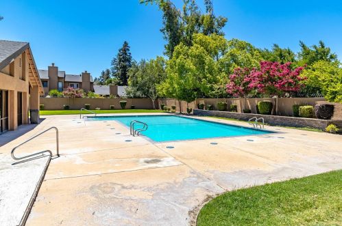 537 Lincoln Ave, Modesto CA  95354-2011 exterior