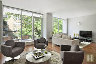 3751 Riverdale Ave, Bronx, NY 10463-1807