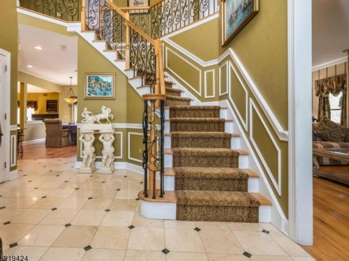 30 Milestone Dr, East Amwell Township, NJ 08551-2031