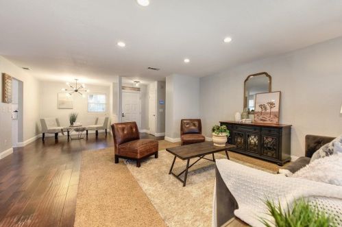 130 Remington Dr, Folsom CA  95630-4824 exterior