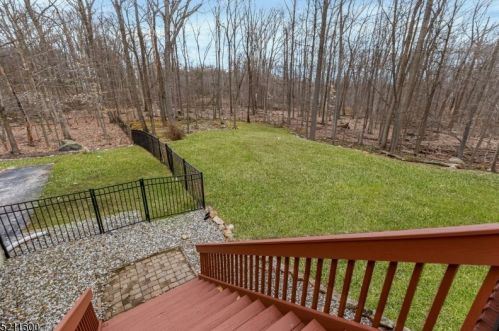 9 Natale Dr, Sparta NJ  07871-3032 exterior