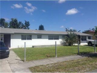 1121 100th St, Miami, FL 33138-2601