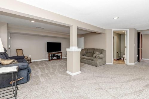 138 Cavalcade Ln, Pataskala OH  43062-9544 exterior