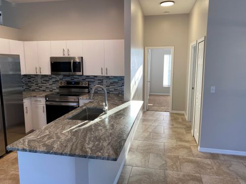 1012 Longfellow Rd, Fort Pierce FL  34953-2329 exterior