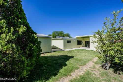 341 Tucson Blvd, Tucson AZ 85713-2065 exterior