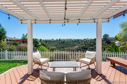 4429 Braeburn Rd, San Diego, CA 92116-2127