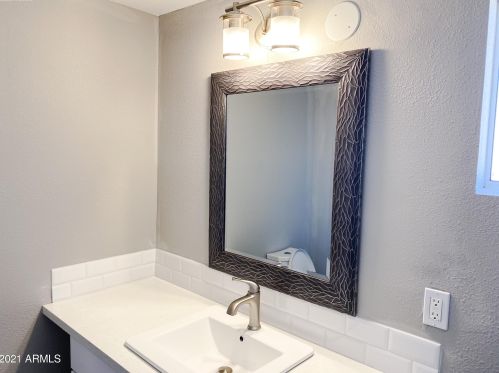 4319 11 Pl, Phoenix AZ 85014-4428 exterior