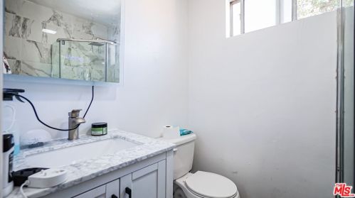 6001 Gotham St, Bell CA  90201-5523 exterior