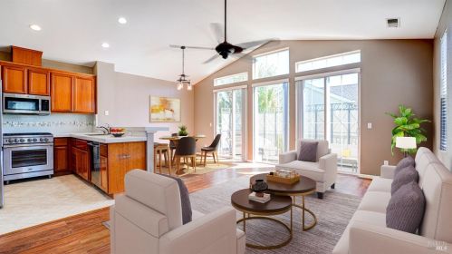 2959 Bay Village Ave, Santa Rosa CA  95403-2493 exterior