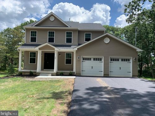 35 Alberta Ave, Erial, NJ 08081-2223