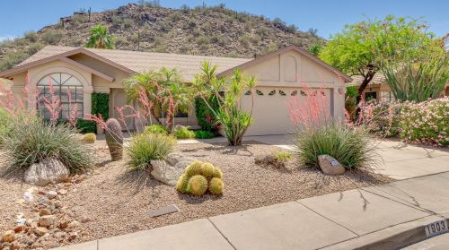 1903 Behrend Dr, Phoenix, AZ 85024-1242