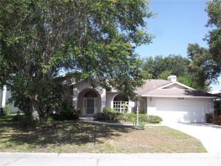 5645 Country Walk Ln, Sarasota, FL 34233-3274