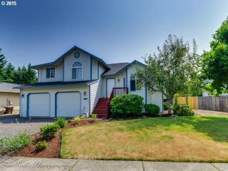 3202 Kaster Dr, Beaverton, OR 97124-6807