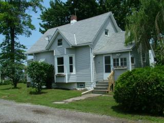 1 Andress Ct, Lorain, OH 44052-2170