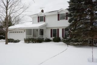 10221 Brookdale Dr, Thiensville, WI 53092-5705