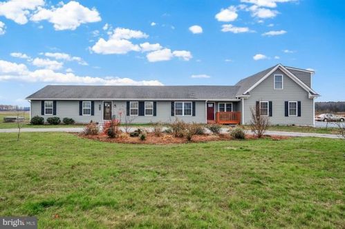 2012 Vernon Rd, Harrington, DE 19952-4817