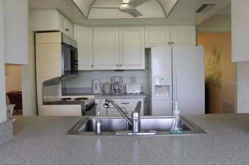9697 41st St, Pinellas Park FL  33782-3905 exterior