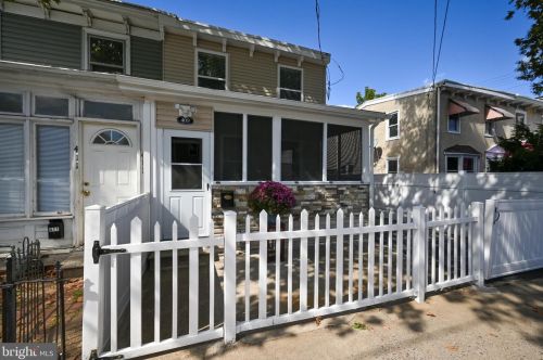 409 Heald St, Wilmington, DE 19801-5631