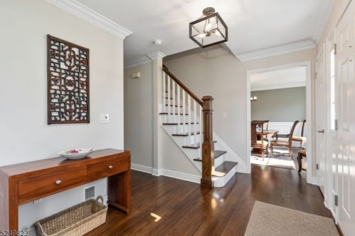 740 Norgate, Westfield, NJ 07090-3427