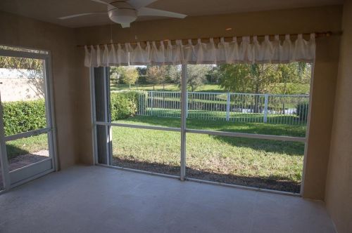 11208 Pembroke Dr, Fort Pierce, FL 34987-1953