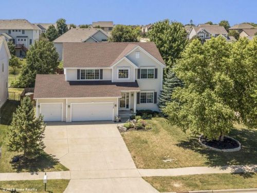 2728 145th St, Des Moines, IA 50323-2058