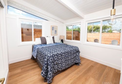 3316 Studebaker Rd, Long Beach CA  90808-4255 exterior