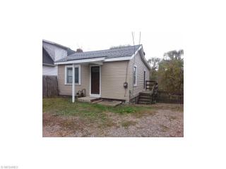 476 Canova Dr, Akron, OH 44319-1606