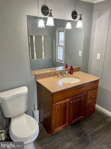 7803 Hampton Dr, Yardley PA  19067-5141 exterior