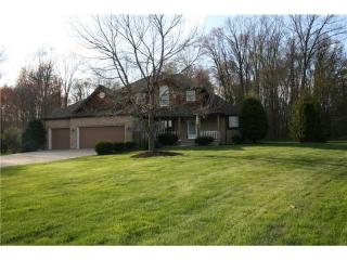 136 Maple Grove Dr, Butler, PA 16001-2880