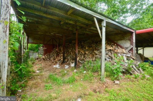 1823 Harvey Straughn Rd, Blackbird DE  19734-9646 exterior