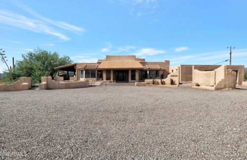 39615 Spur Cross Rd, Cave Creek, AZ 85331-8142