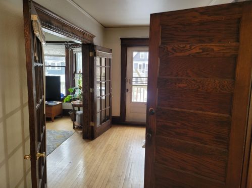 2831 Frederick Ave, Milwaukee WI 53211-3643 exterior