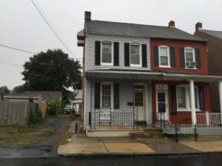 819 Houston St, Kinderhook, PA 17512-1506