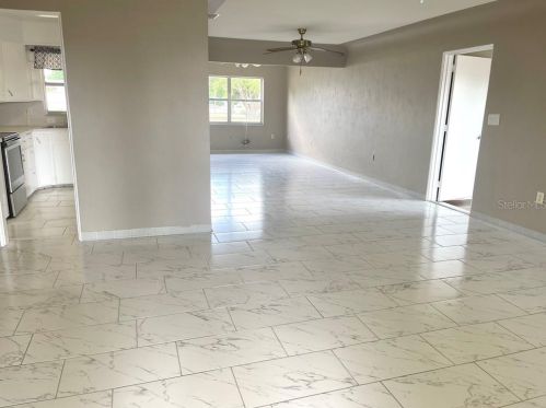 313 5th St, Dundee FL  33838-4313 exterior