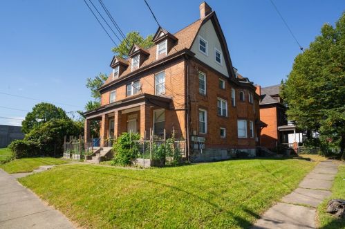 315 Lowell St, Pittsburgh, PA 15206-3221