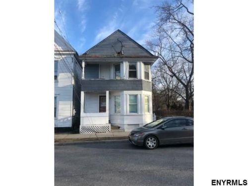 121 De Graff St, Schenectady, NY 12308-3203