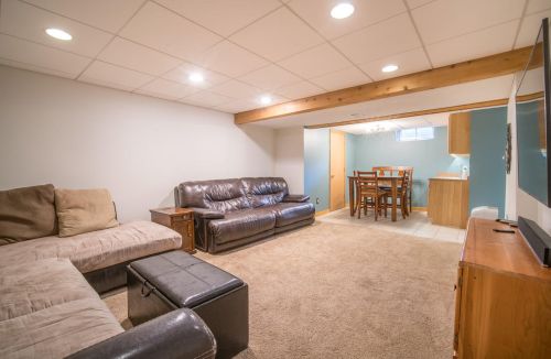 4948 Bayfield Dr, Waterford WI  53185-3376 exterior